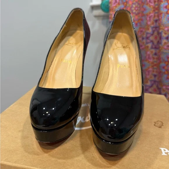 Christian Louboutin Dirditta Pumps - Picture 5 of 12